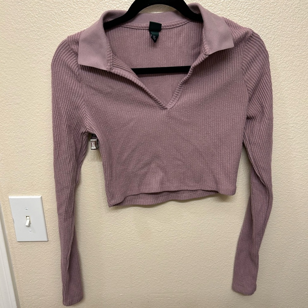 Long sleeve crop top